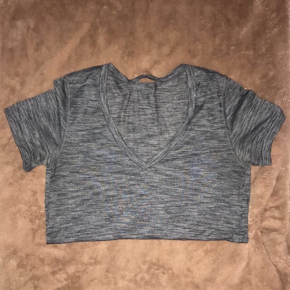 Lululemon v-neck top!
